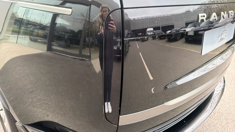 Land Rover Range Rover 3.0 P460e SE 4dr Auto Estate